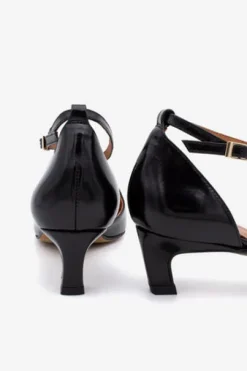 Angel Alarcon 25536BLK-Pump.