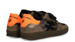 Another Trend A0328337- Trainer.