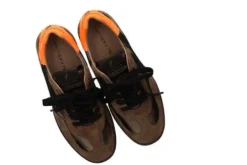 Another Trend A0328337- Trainer.