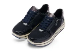 Ara 122754092- Trainer.