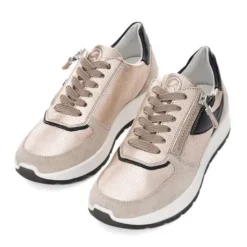 Ara 122511208- Trainer.