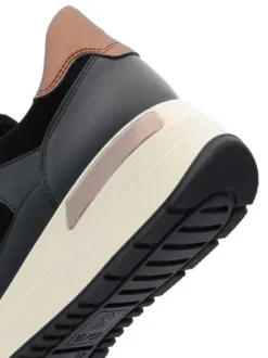 Ara 125770201- Trainer.