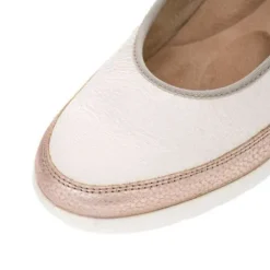 Ara 125066408- Wide Fit Pump.