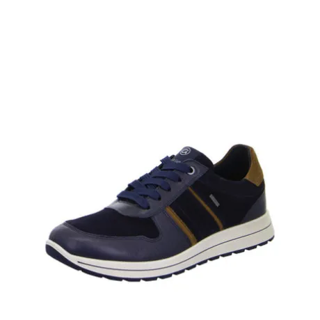 Ara 112450922B- Trainer.