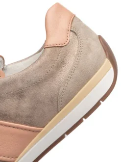 Ara Beach Apricot Trainer|125090408