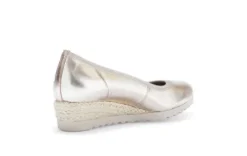 Gabor 6264182- Wide Fit Pump.