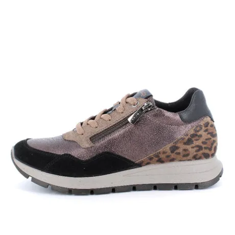 Igi 8674322- Trainer.