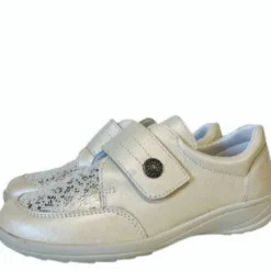 Karen Koo 2048692- Slip On.