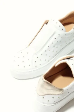 Kmb A7543WH- Trainer.