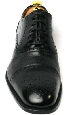 LACED BROGUE.