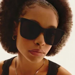 Quay After Party Black