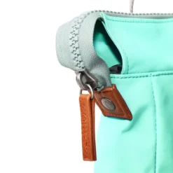 Roka Bantry B Small Capri.