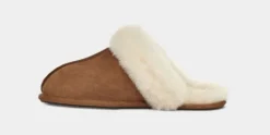 Ugg 1106872CHS- Slipper.